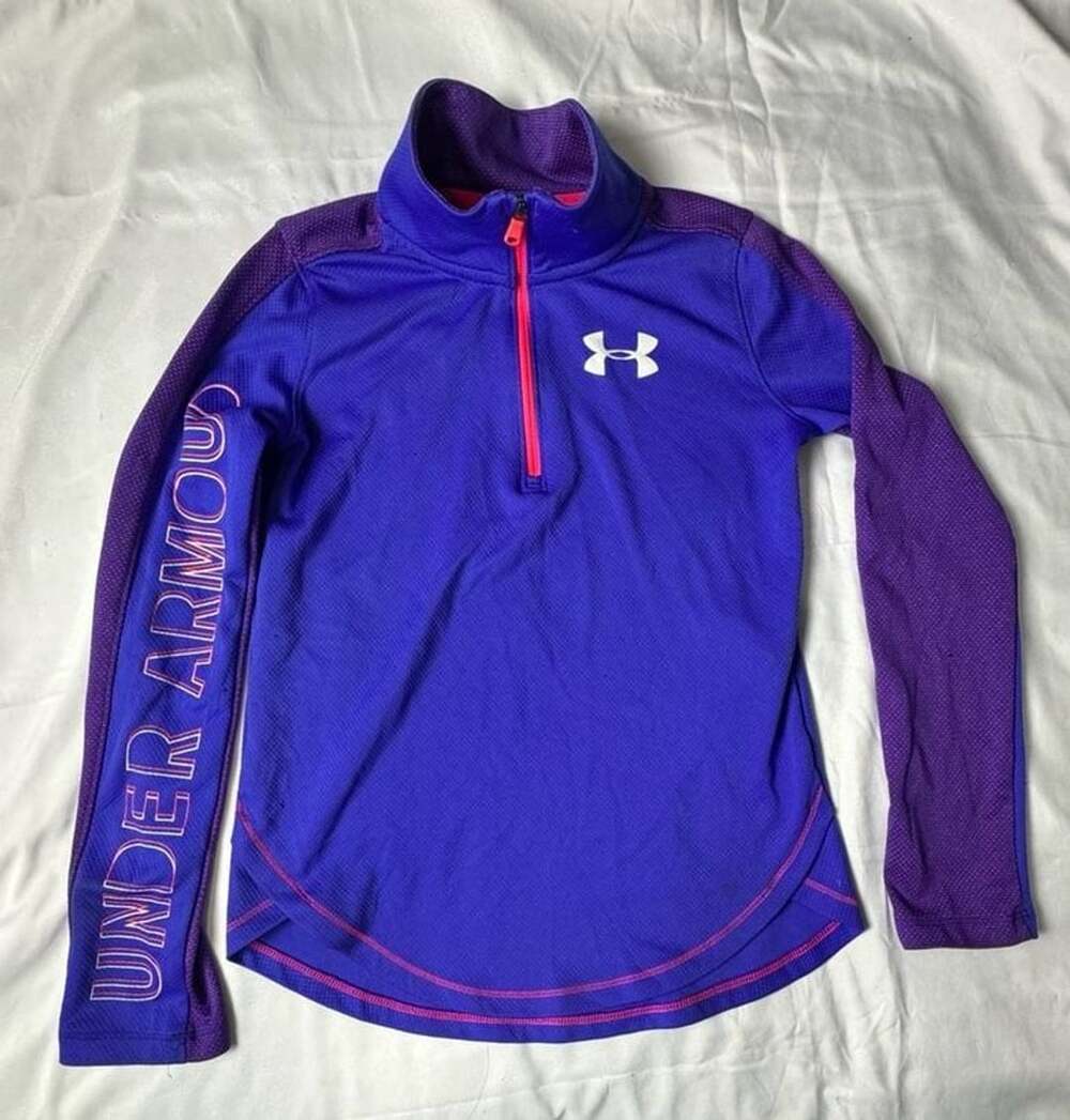 Under Armour Heatgear 1/2 Zip Size YMD Purple Athletic Top